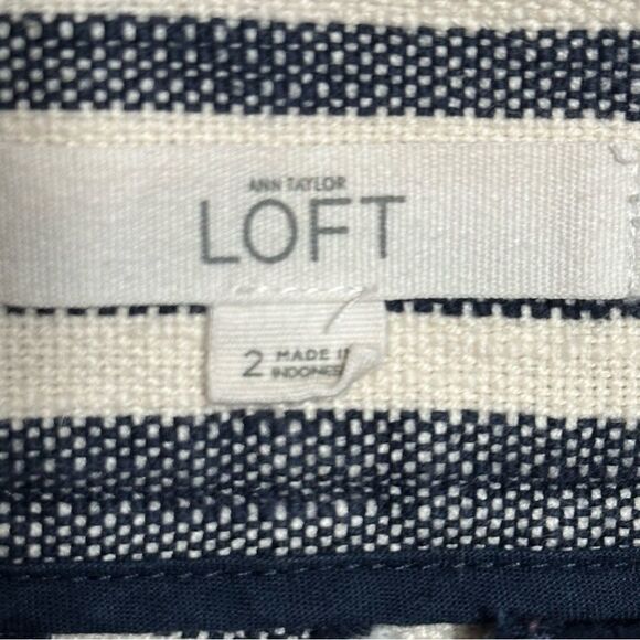 Ann Taylor Loft Sailor Striped Blue & White Shorts Sz 2 - Picture 2 of 9